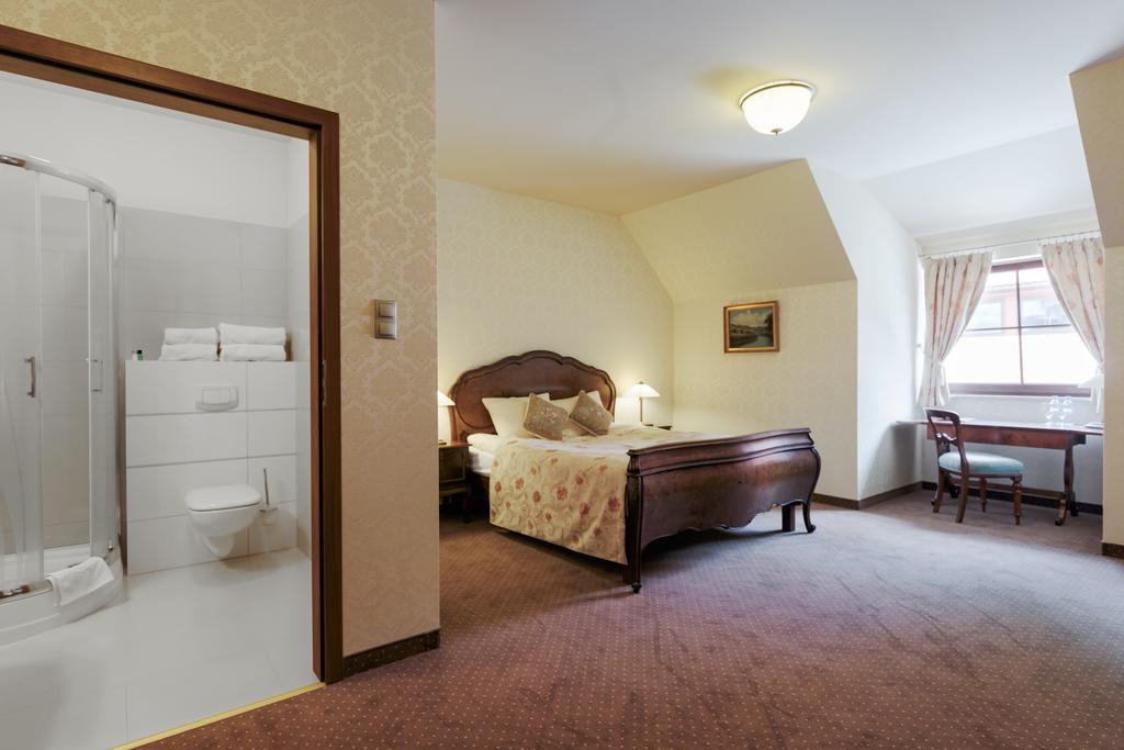 Hotel Folwark Ζγκιες Εξωτερικό φωτογραφία