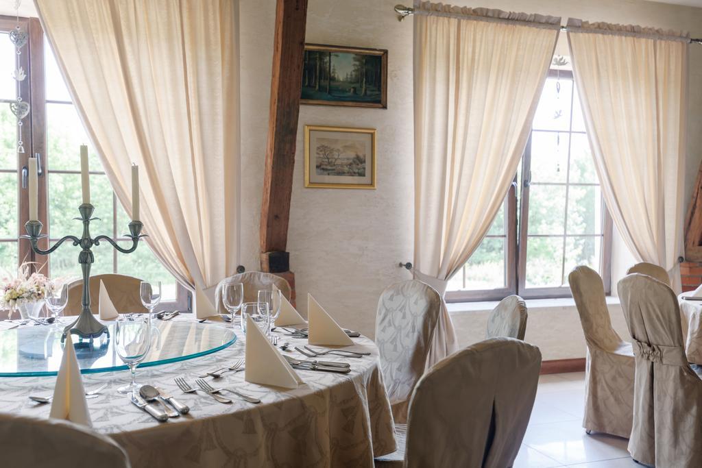 Hotel Folwark Ζγκιες Εξωτερικό φωτογραφία